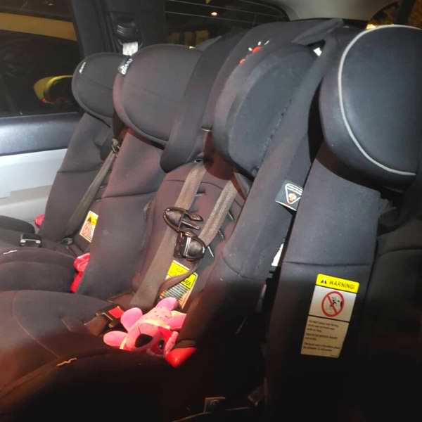 booster seat adjust Tesla model 3
